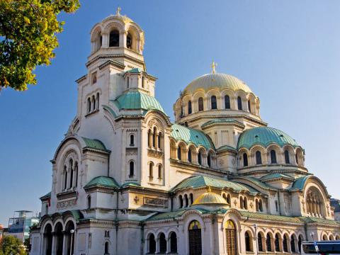 София Цена билета на самолет в Софию.